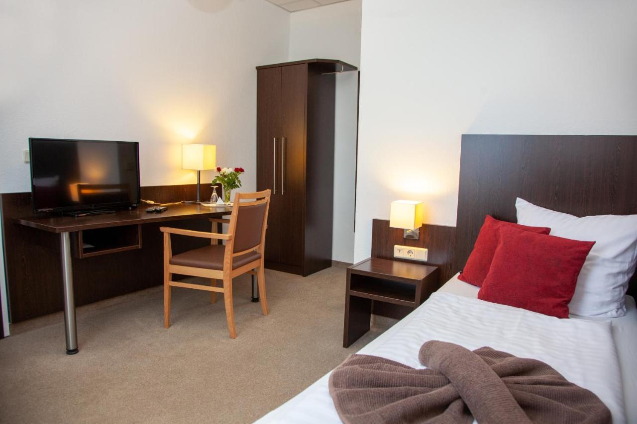 Seehotel Zum Loewen Strasen Kültér fotó