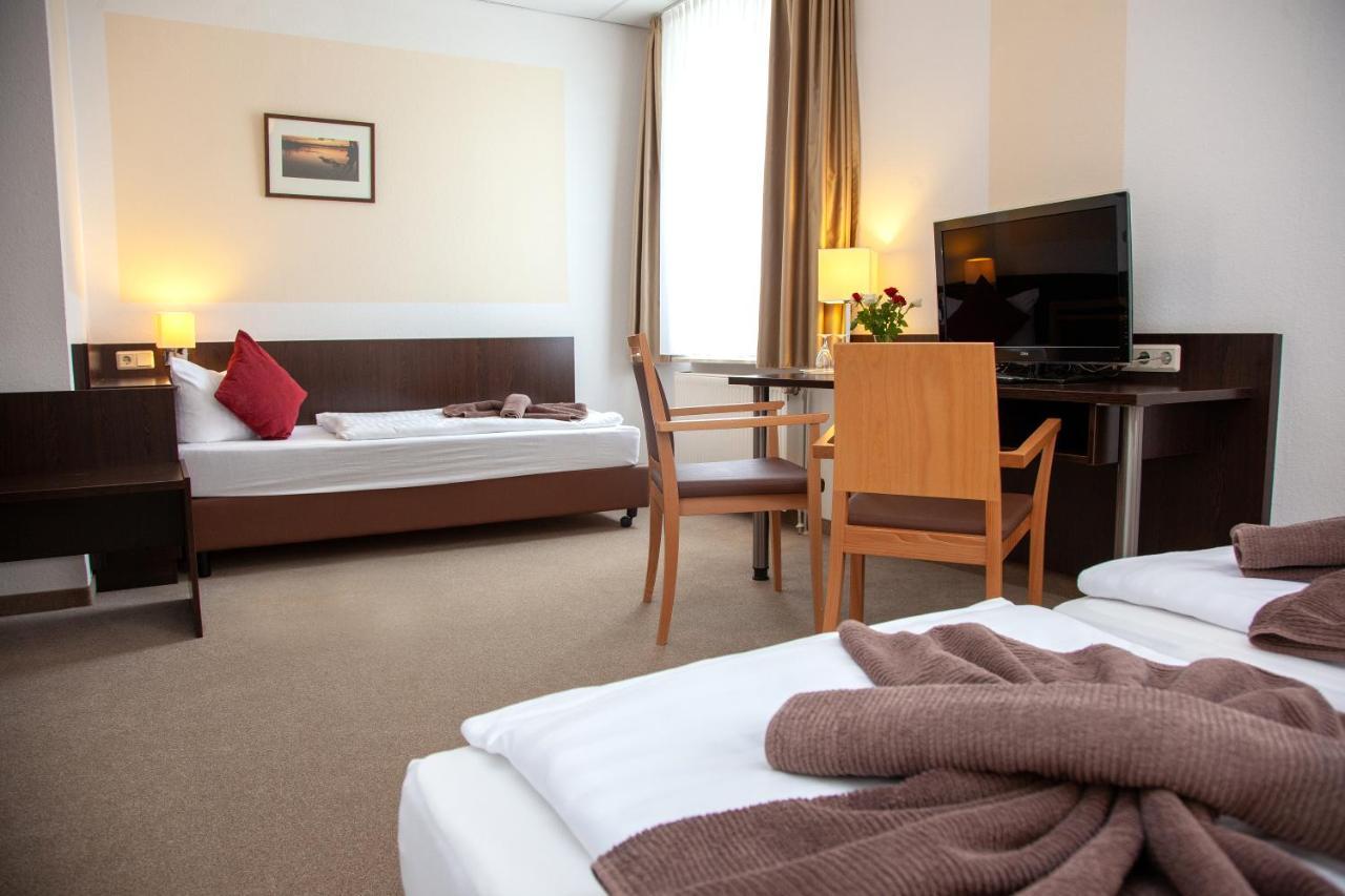 Seehotel Zum Loewen Strasen Kültér fotó